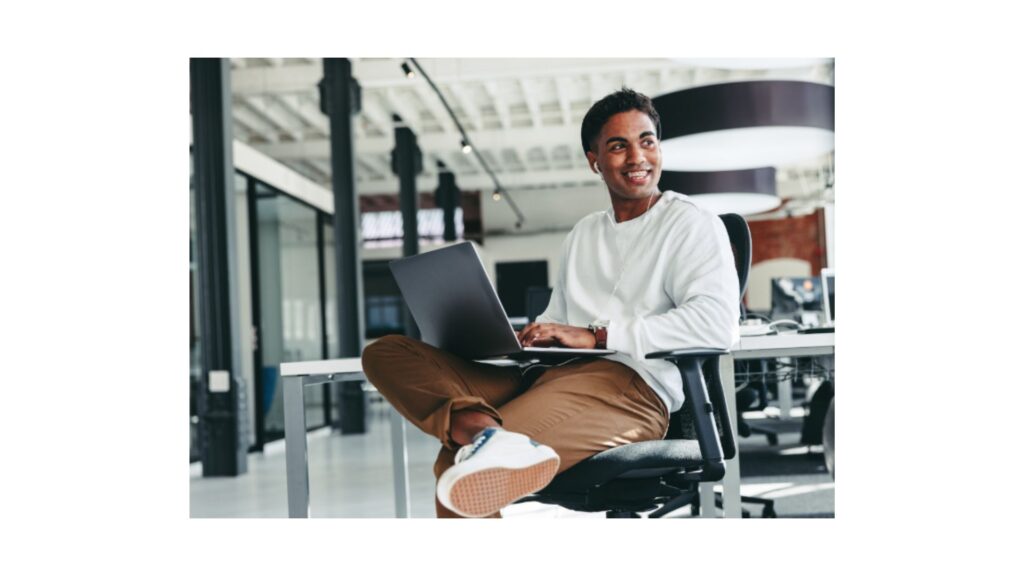 How Digital Media is Transforming Job Applications and Interviews in Kenya