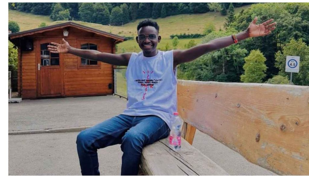 Comedian Francis Munyao, popularly known as MCA Tricky, has announced his departure from Mediamax Network Limited-owned Milele FM