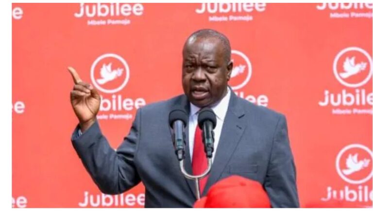 Jubilee Party has come forward to dismiss allegations that the party is weakening after mass defections rocked its Nairobi ranks on Tuesday.